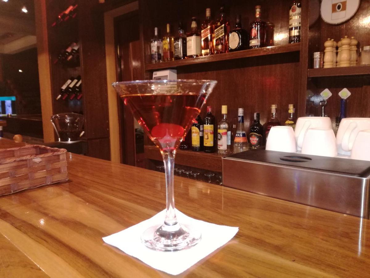 Hostal Cagnapa Restobar Uyuni Buitenkant foto